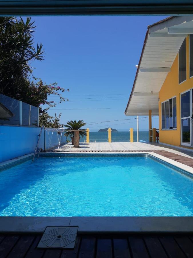 Mansao Ouro Verde Vlc Frente Para O Mar Com Piscina Piçarras Exteriör bild